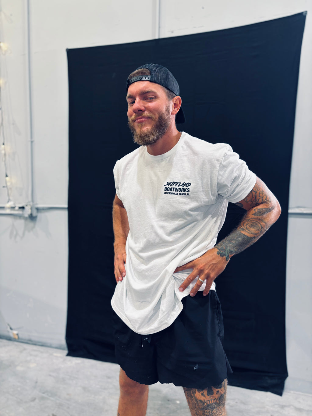 WHITE TEE - SMALL